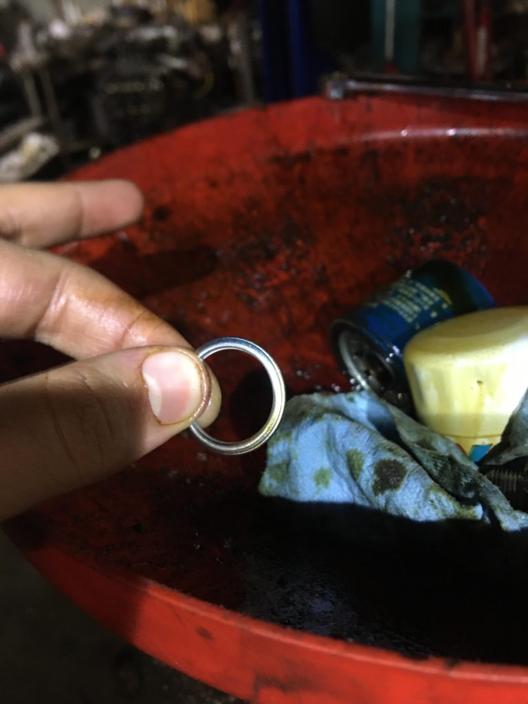 Round drain plug washer